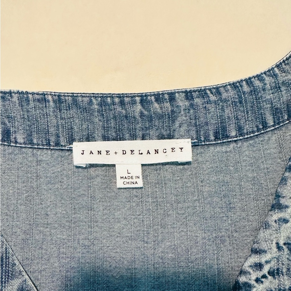 Denim Button-Up Top - Picture 5 of 7